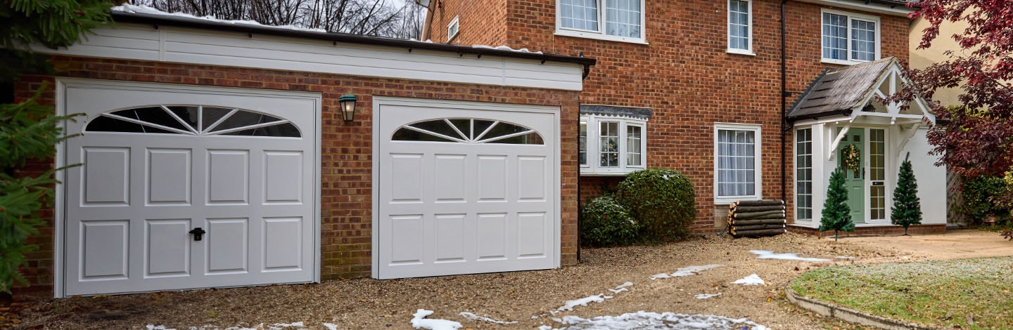 Garage Doors_Banner_Winter