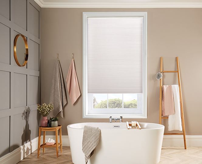 Pleated_Bathroom_Blinds